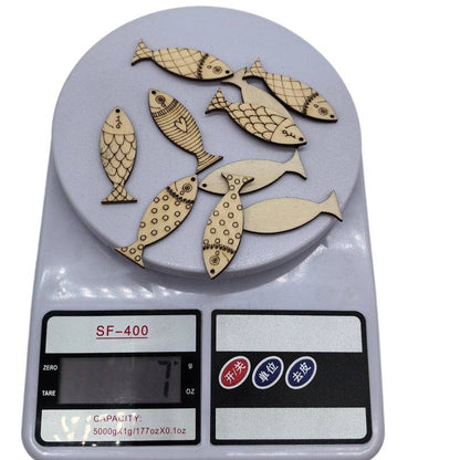 Log Cute Fish Shape Wood Piece Handmade DIY Small Fish Wooden Button Decorative Supplies Materials