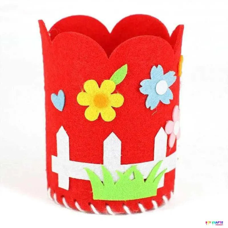 Cartoon pencil holder DIY cute pen container for kids children's tabletop organizer