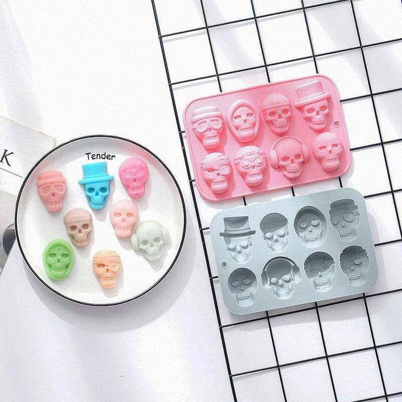 Halloween Treats Mold 8-piece Silicone Mold With Different Skull Shapes