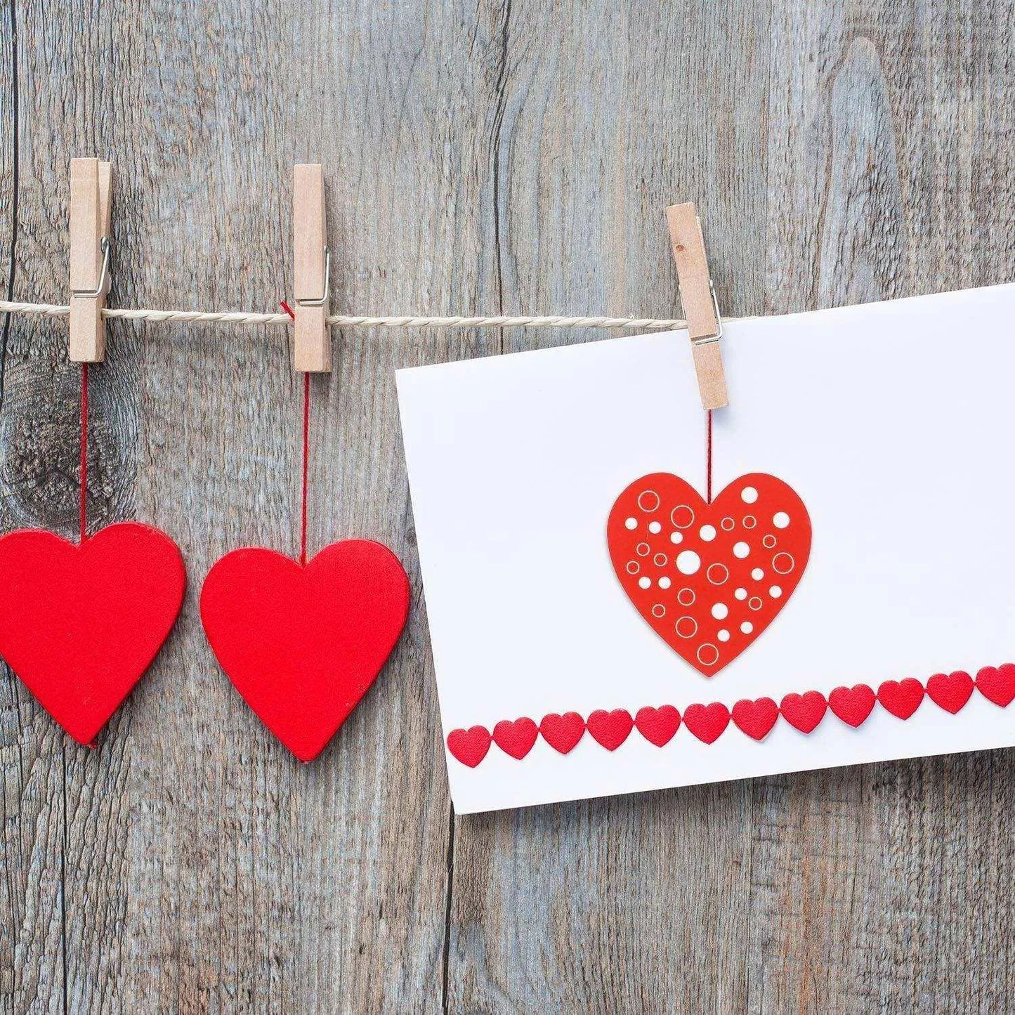 Heart stickers self-adhesive hearts for Valentine's gift packaging and scrapbooking