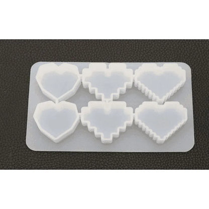 Pixel Heart Mold - DIY Handmade Pendant Silicone Mold - High Transparency & Mirror Effect - 15.5 x 9.8 x 1.5CM , 