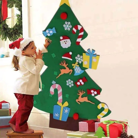 DIY Felt Christmas Tree with 3D Decorations - Perfect Christmas Gift for Children - DiyCraftsProject