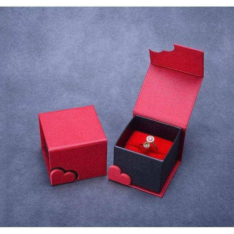 Heart-Shaped Necklace Packaging Box with Next Wrapping and End Wrapping - Elegant and Protective , 