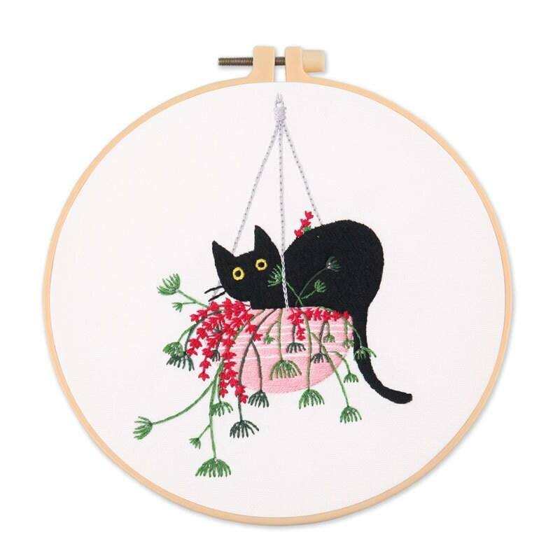 Black Cats Embroidery Hoop DIY Decor