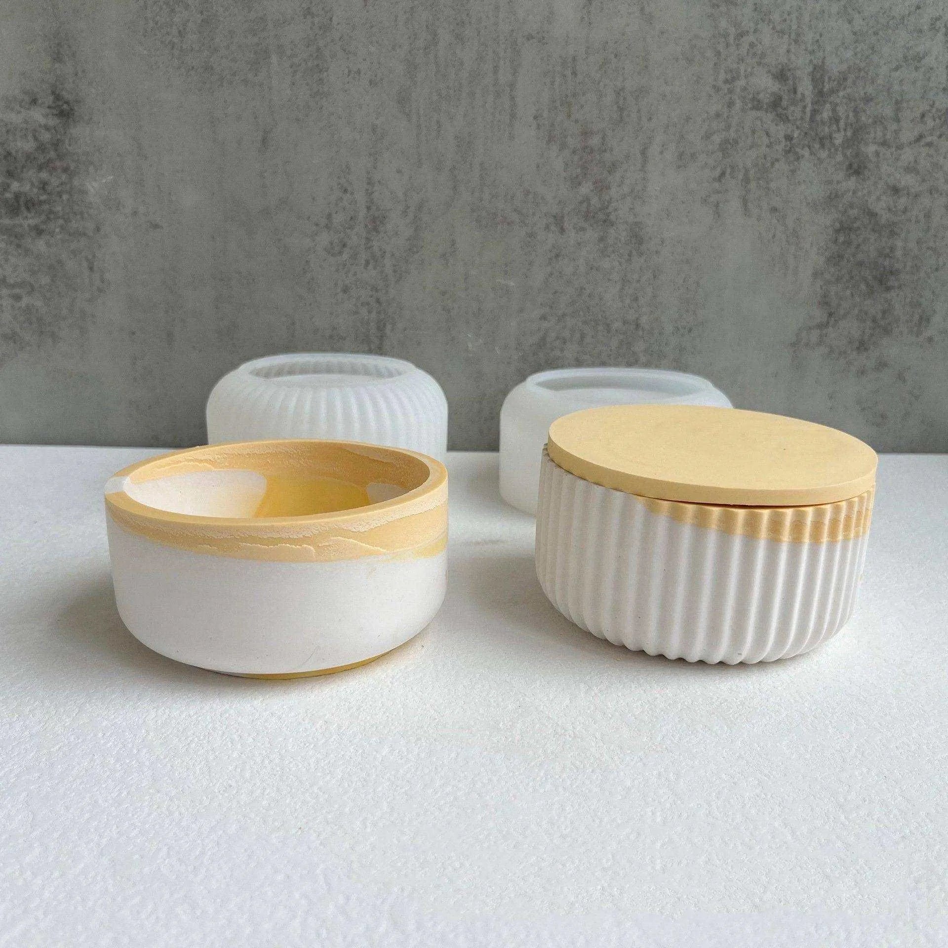 Round Candle Cup With Lid Silicone Mold Storage Box